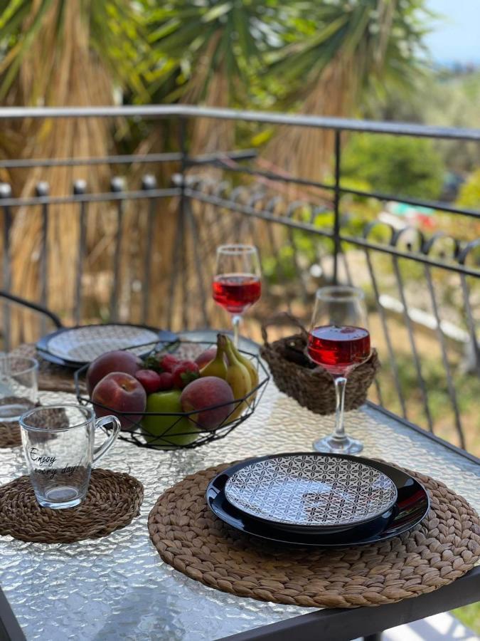 Lemon Tree Apartments B C Argostoli  Bagian luar foto